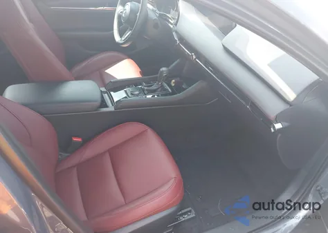 2025 Mazda Mazda3 Hatchback 2.5 S Carbon Edition z USA, uszkodzony, nr VIN JM1BPBLM8S1751214